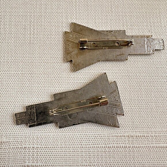 Pair Of Vintage Art Deco Gold & Black Brooches - Picture 2 of 6